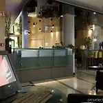 Nh Bologna Villanova Hotel 4*