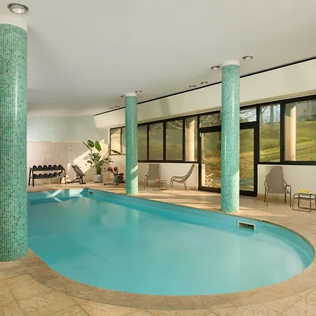 Nh Bologna Villanova 4*