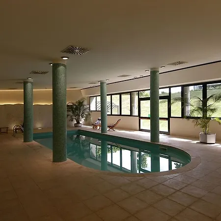 Nh Bologna Villanova 4*