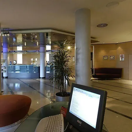 Nh Bologna Villanova Hotel