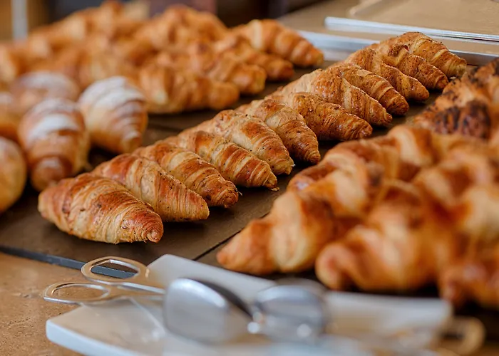 Nh Bologna Villanova Hotel 4*