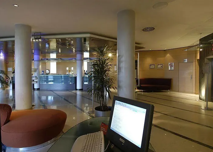 Nh Bologna Villanova Hotel